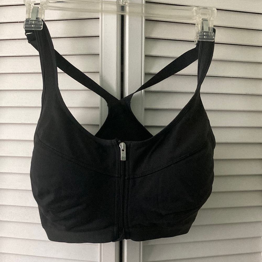 Victoria Secret sports bra